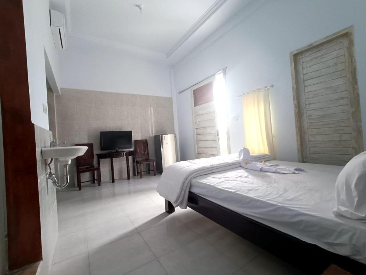 Roy Guest House Canggu Extérieur photo