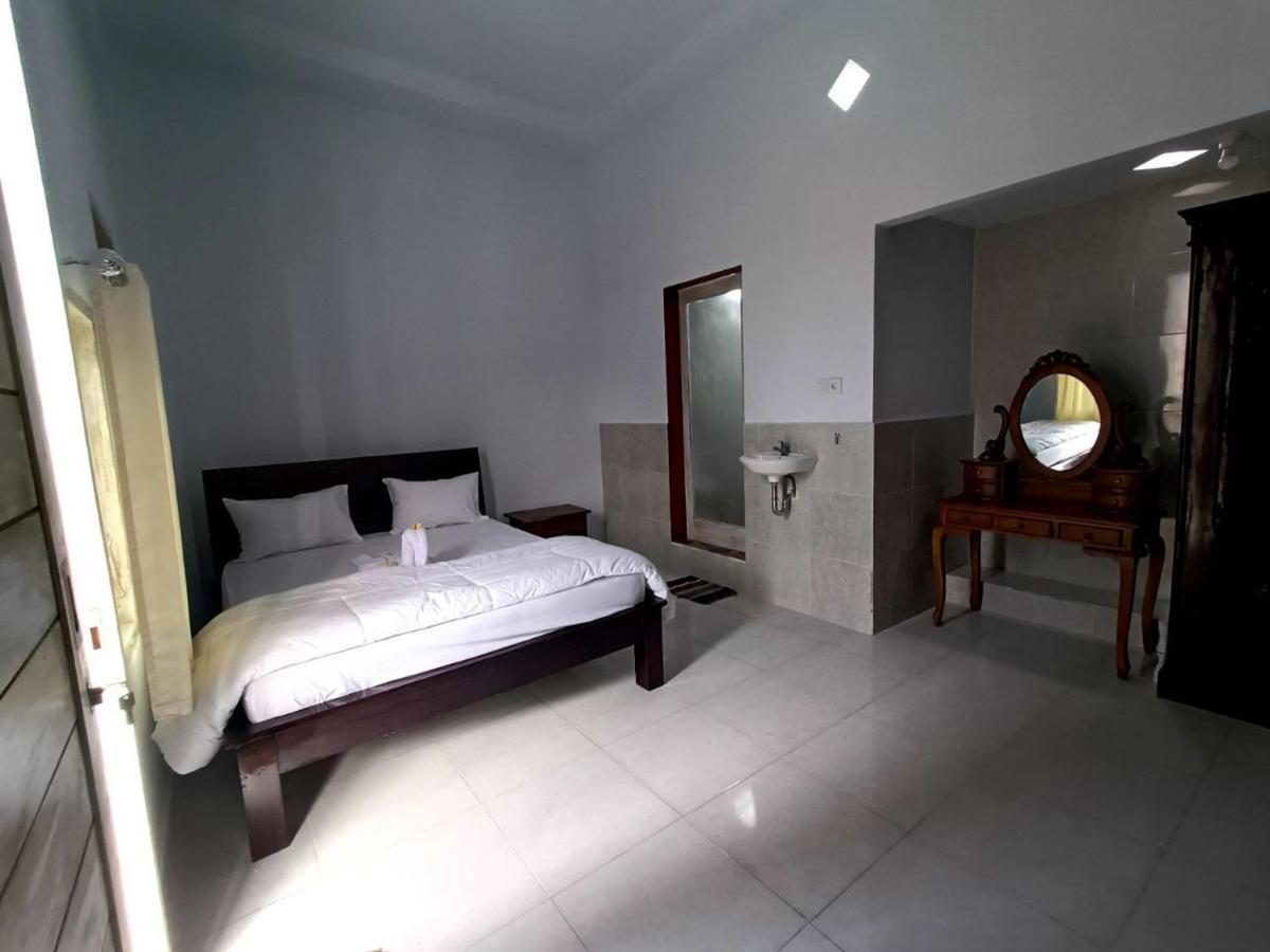 Roy Guest House Canggu Extérieur photo