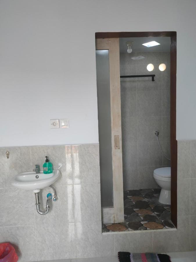 Roy Guest House Canggu Chambre photo