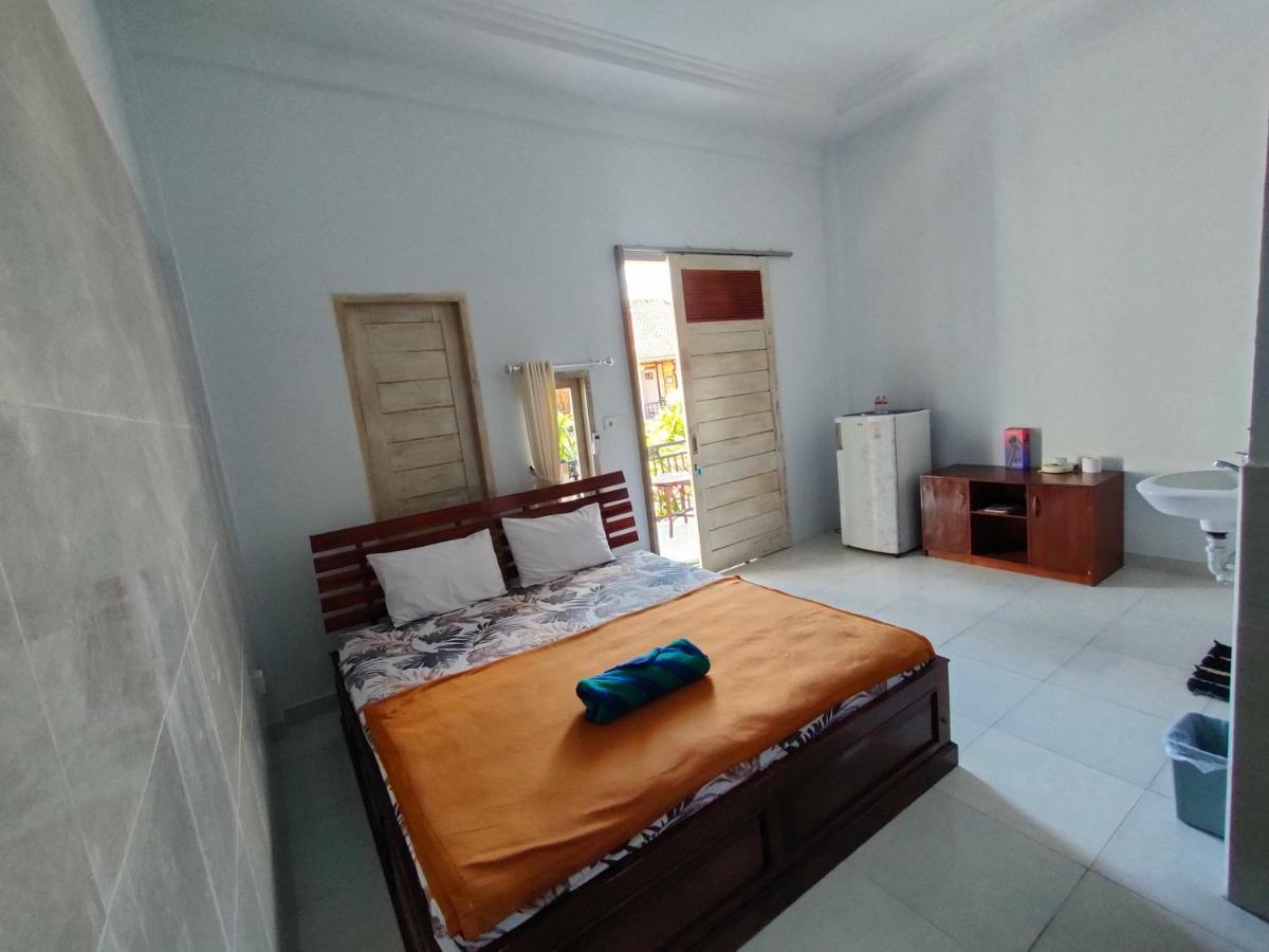 Roy Guest House Canggu Extérieur photo